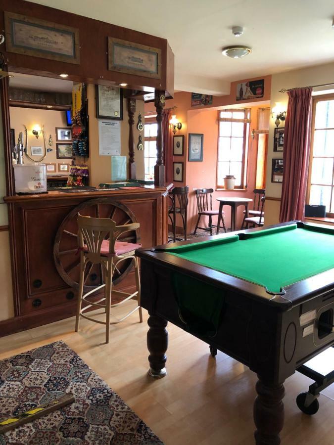 Hotel The Old Stables Moffat Esterno foto